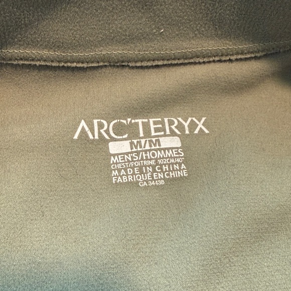 Arc’teryx zip up sweater - Picture 7 of 9